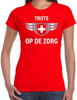 Bellatio Decorations Trots op de zorg zilveren schild t-shirt rood voor dames 2XL