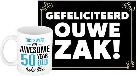 Bellatio Decorations Verjaardag cadeau koffiemok 50 jaar - man - awesome - met gefeliciteerd ouwe zak wenskaart