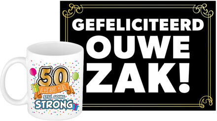 Bellatio Decorations Verjaardag cadeau koffiemok 50 jaar - man - veteranen - met gefeliciteerd ouwe zak wenskaart