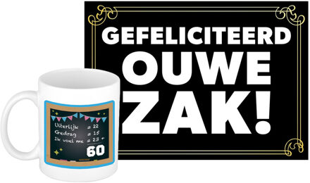 Bellatio Decorations Verjaardag cadeau koffiemok 60 jaar - man - krijtbord- met gefeliciteerd ouwe zak wenskaart