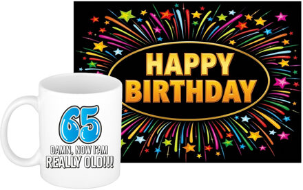 Bellatio Decorations Verjaardag cadeau koffiemok 65 jaar - man - echt oud - met XL Happy Birthday wenskaart