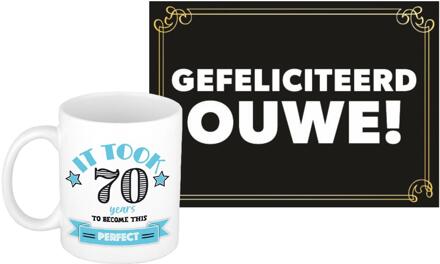 Bellatio Decorations Verjaardag cadeau koffiemok 70 jaar - man - perfect - met gefeliciteerd ouwe! - wenskaart