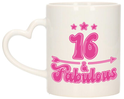Bellatio Decorations Verjaardag cadeau mok 16 jaar - geweldig - roze - hartjes handvat - 300 ml - Keramiek