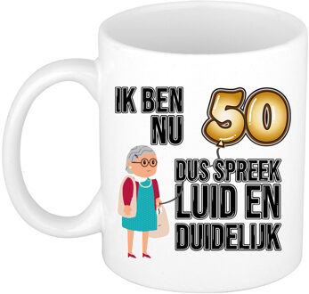 Bellatio Decorations Verjaardag cadeau mok 50 jaar - luid en duidelijk oma - bruin - 300 ml - Sarah
