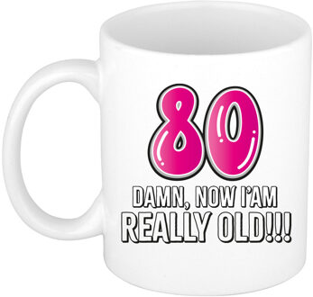 Bellatio Decorations Verjaardag cadeau mok 80 jaar - nu ben ik echt oud! - roze - 300 ml - keramiek
