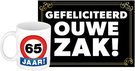 Bellatio Decorations Verjaardag cadeau mok/beker 65 jaar print 300 ml + A5-size wenskaart ouwe zak