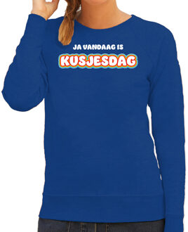 Bellatio Decorations Verkleed sweater voor dames - kusjesdag - blauw - carnaval - foute party XS