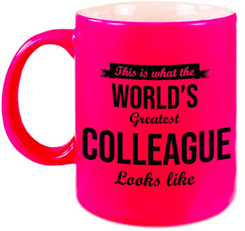 Bellatio Decorations Worlds Greatest Colleague cadeau koffiemok / theebeker neon roze 330 ml - feest mokken