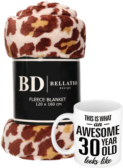 Bellatio Design Cadeau verjaardag 30 jaar vrouw set - Fleece plaid/deken panter print met Awesome 30 year mok