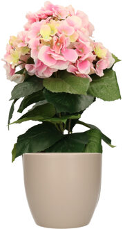 Bellatio Flowers & Plants Hortensia kunstplant met bloemen lichtroze - in pot taupe - 40 cm hoog