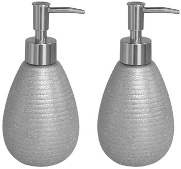Berilo 2x stuks zeeppompje/dispenser zilver glanzend polystone 8 x 17 cm