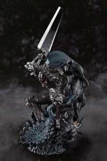 Berserk Figuarts ZERO Metallic Touch PVC Statue Guts Berserker Armor 35 cm