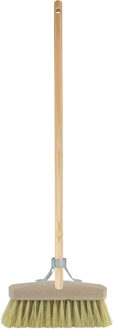 Betra Buitenbezem - FSC hout - natuurvezel - 23 x 150 cm - tuinbezem/schrobborstel