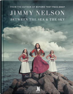 Between the sea & the sky - coffee-table book - Jimmy Nelson