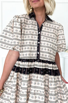 Bloemenmeerlaagse Mini-jurk met Puffmouwen Ivoor