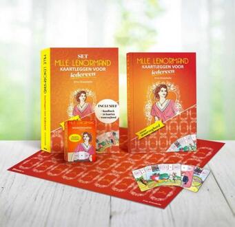 Bloom Set Mlle Lenormand: Kaartleggen voor iedereen - (ISBN:9789072189196)