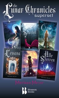 Blossom Books The Lunar Chronicles-superset