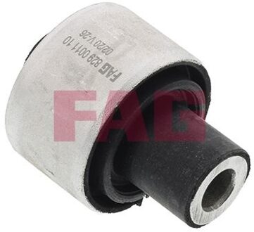 BMW Draagarmrubber 829001110