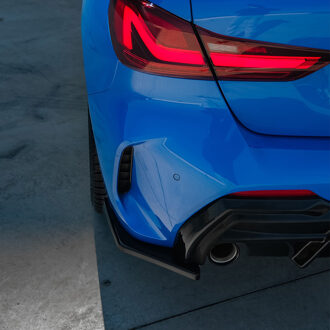 BMW Oneway Achterbumperskirts (Hoeken) passend voor BMW 1-Serie F40 M-Pack/M135i 2019- - Glanzend zwart OWRS11048