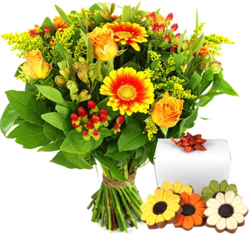 Boeket oranje geel + bloemetjes chocolade