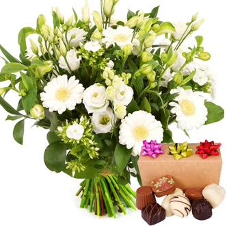 Boeket witte bloemen + 300 gram bonbons