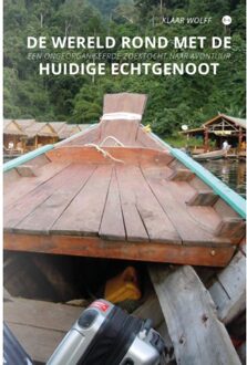 Boekscout De Wereld Rond Met De Huidige Echtgenoot - Klaar Wolff