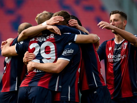 Bologna vs Verona (Serie A) (Vliegtuig)