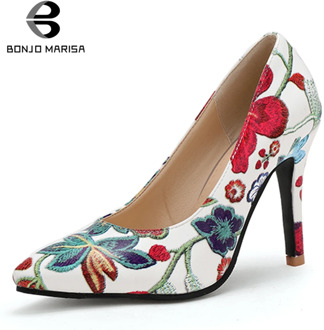 BONJOMARISA 33-45 Lady Wedding Fashion Pumps Sexy Flower Embroider Party Pumps Women 2020 High Heels Pointed Toe Shoes Woman