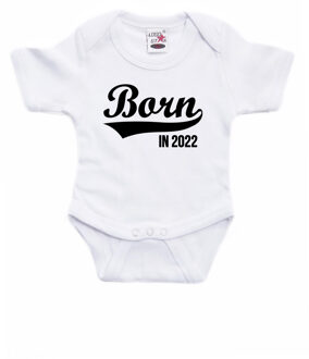 Born in 2022 cadeau baby rompertje wit babys 56 (1-2 maanden)