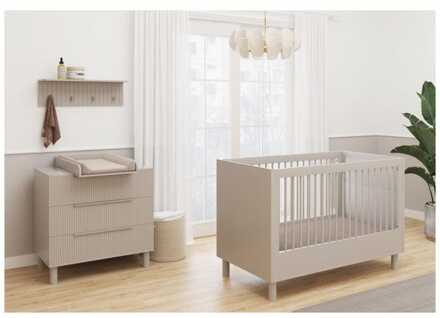 Born Lucky 2-delige babykamer Delgado