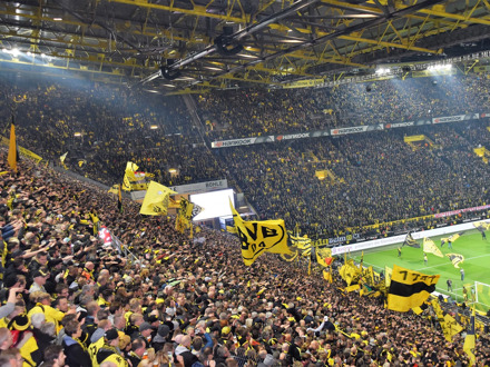 Borussia Dortmund - Bayer Leverkusen (Bundesliga 1) (Eigen vervoer)