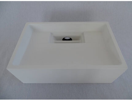 Boss & Wessing Sophie Fontein met inbouw sifon solid surface 35x22x13cm wit mat