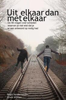 Brave New Books Uit elkaar dan met elkaar