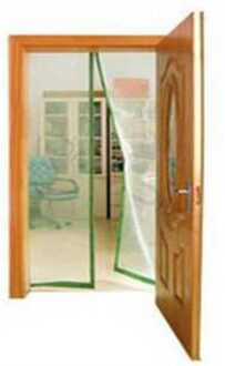 Breedte 75 Cm. Deur Vliegen Schermen. Eenvoudige Installatie, Het Insect Protector Kan Worden Geïnstalleerd. 75 cm. x 215 cm.