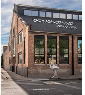 Brick Architecture - Asensio Quesada, Sergio