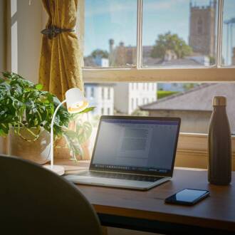 Briloner Biwo LED tafellamp, wit, met touchdimmer, metaal