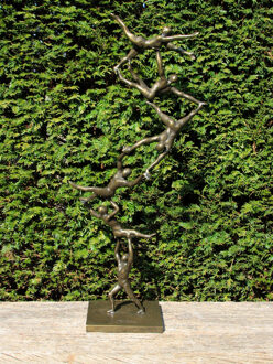 Bronzen beeld, op elkaar bouwen 77 cm