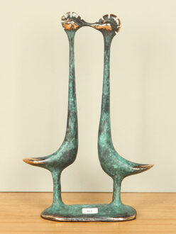 Bronzen sculptuur Elkaars aandacht, 16 cm