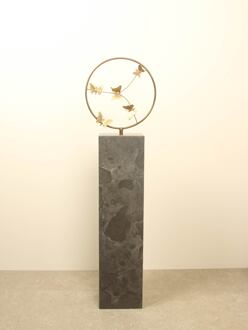 Bronzen sculptuur ring met 5 messing vlinders, Ø 32 cm