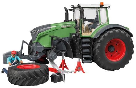 bruder Fendt 1050 Vario met monteur