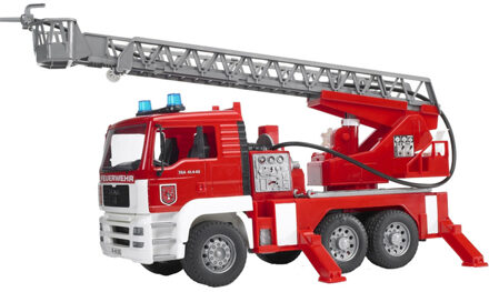 bruder MAN brandweerwagen met werkende spuit licht en geluid (02771) Rood