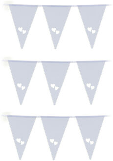 Bruiloft/huwelijk Vlaggenlijn - 3x - binnen/buiten - plastic - wit met hartjes - 3 m - 16 vlaggetjes