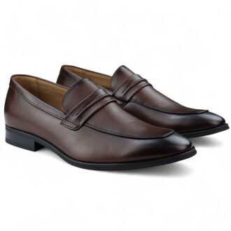 Bruine instappers voor heren, gevoerd met leer en nette schoenen