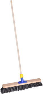 Buiten of tuin bezem Robby - Harde kop van 50 cm - Houten steel 120 cm - Met steelhouder