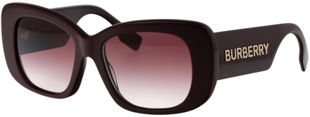 Burberry Stijlvolle zonnebril met 0Be4410 ontwerp Burberry , Brown , Dames - 52 MM