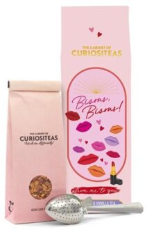 Cabinet of curiositeas - bisous from me to you! thee giftbox