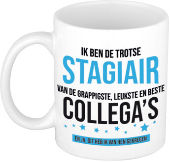 Cadeau mok / beker wit ik ben de trotse stagiair van de grappigste, leukste en beste collegas 300 ml - feest mokken