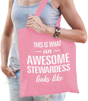 cadeau tas - awesome stewardess - roze - katoen - 42 x 38 cm - Feest Boodschappentassen