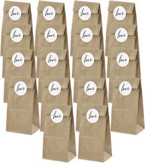 Cadeau uitdeelzakjes - 18x stuks - met Love tekst stickers - 6 x 8 x 18 cm - verjaardag / bruiloft