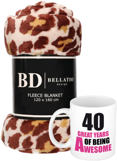 Cadeau verjaardag 40 jaar vrouw set - Fleece plaid/deken panter print met 40 great years awesome mok